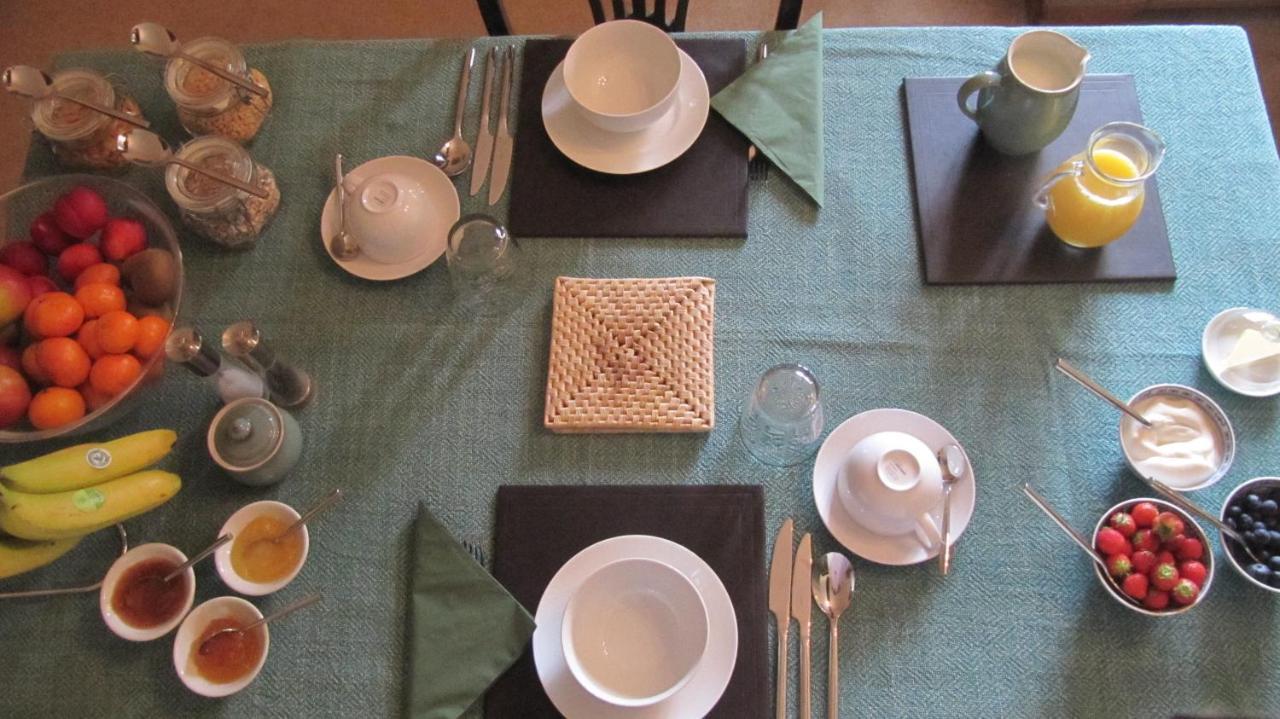 Bed and Breakfast Seymours Court Бекингтон Экстерьер фото